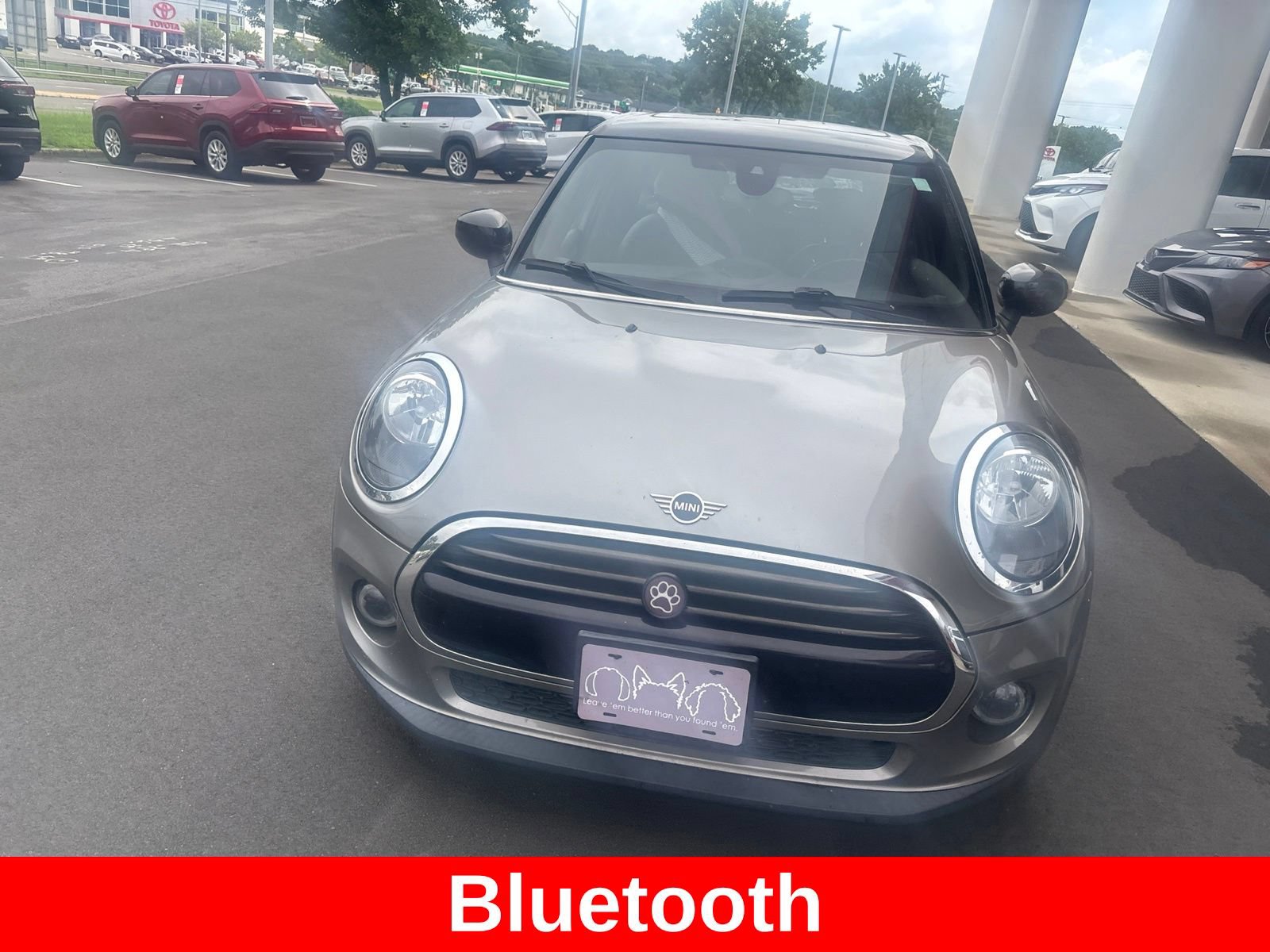 Used 2021 MINI Cooper 4-Door Hardtop FWD image 2