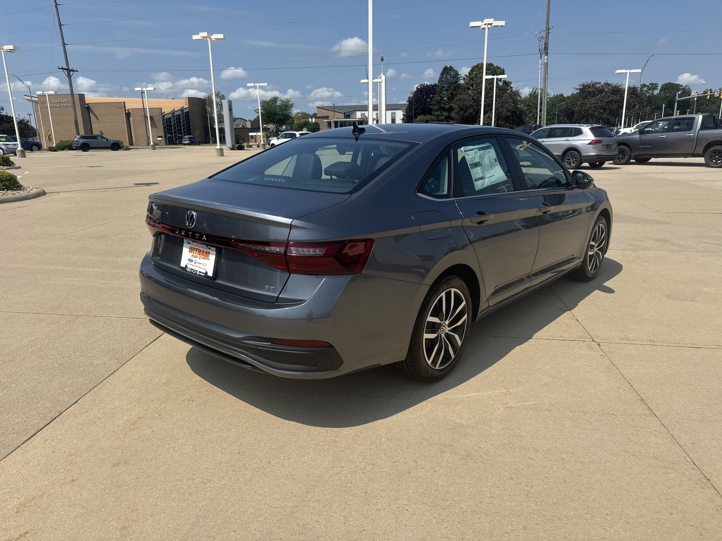 New 2026 Volkswagen Jetta SE FWD image 4