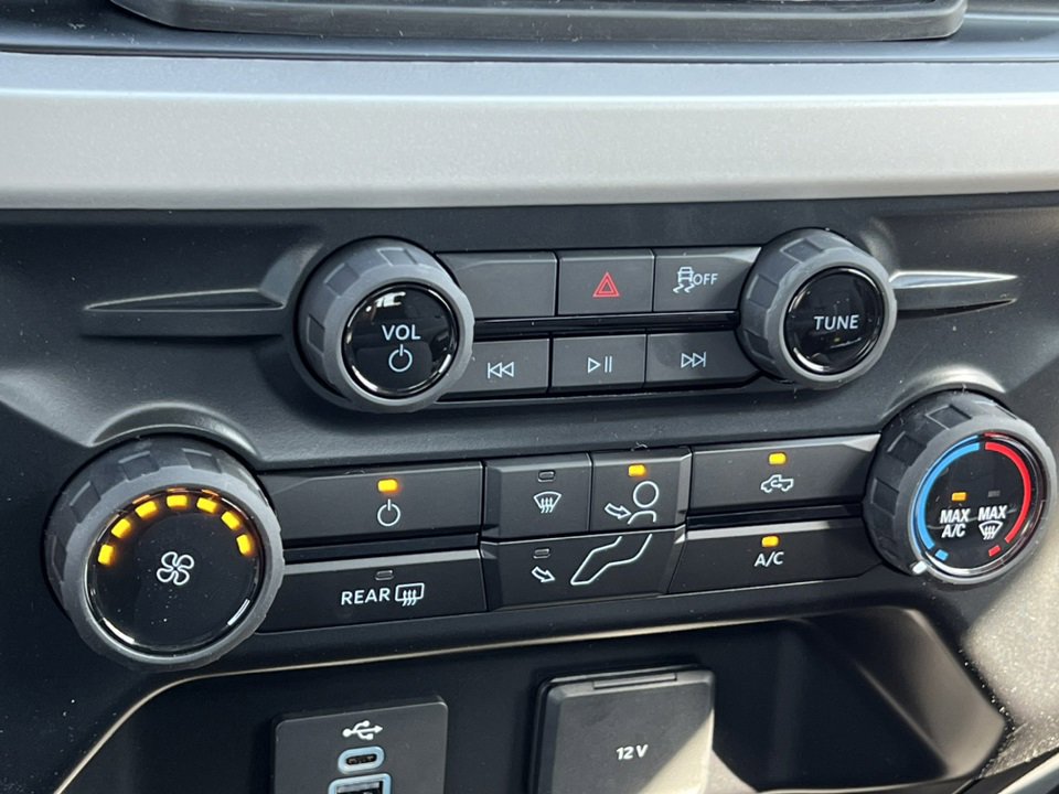 New 2026 Ford F250 4x4 Crew Cab Super Duty image 28