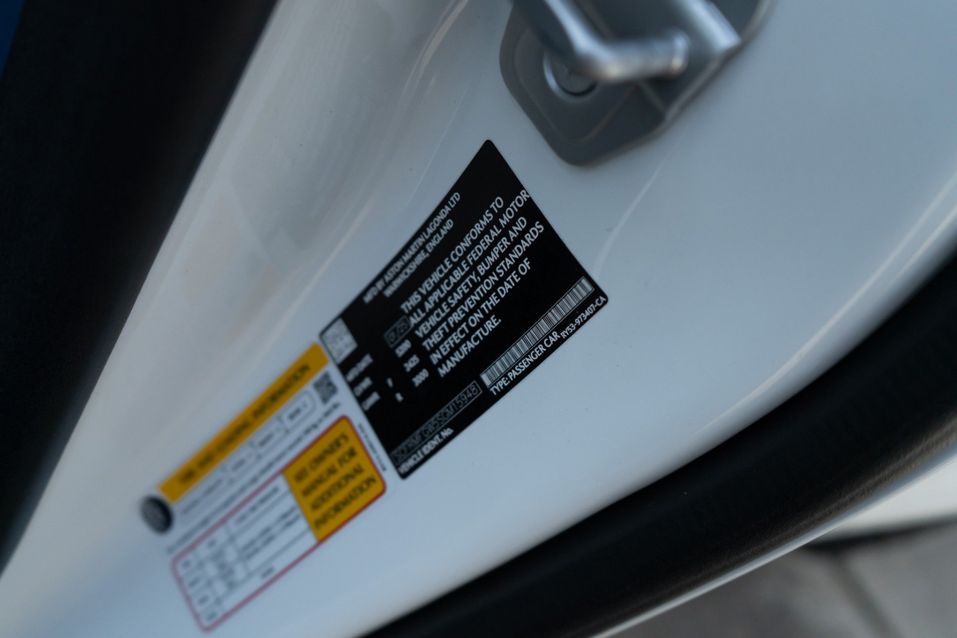Used 2025 Aston Martin DB12 Convertible RWD image 49