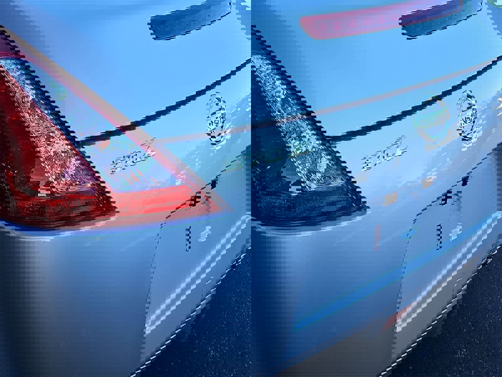 Used 2013 Nissan 370Z Touring w/ Sport Pkg image 11