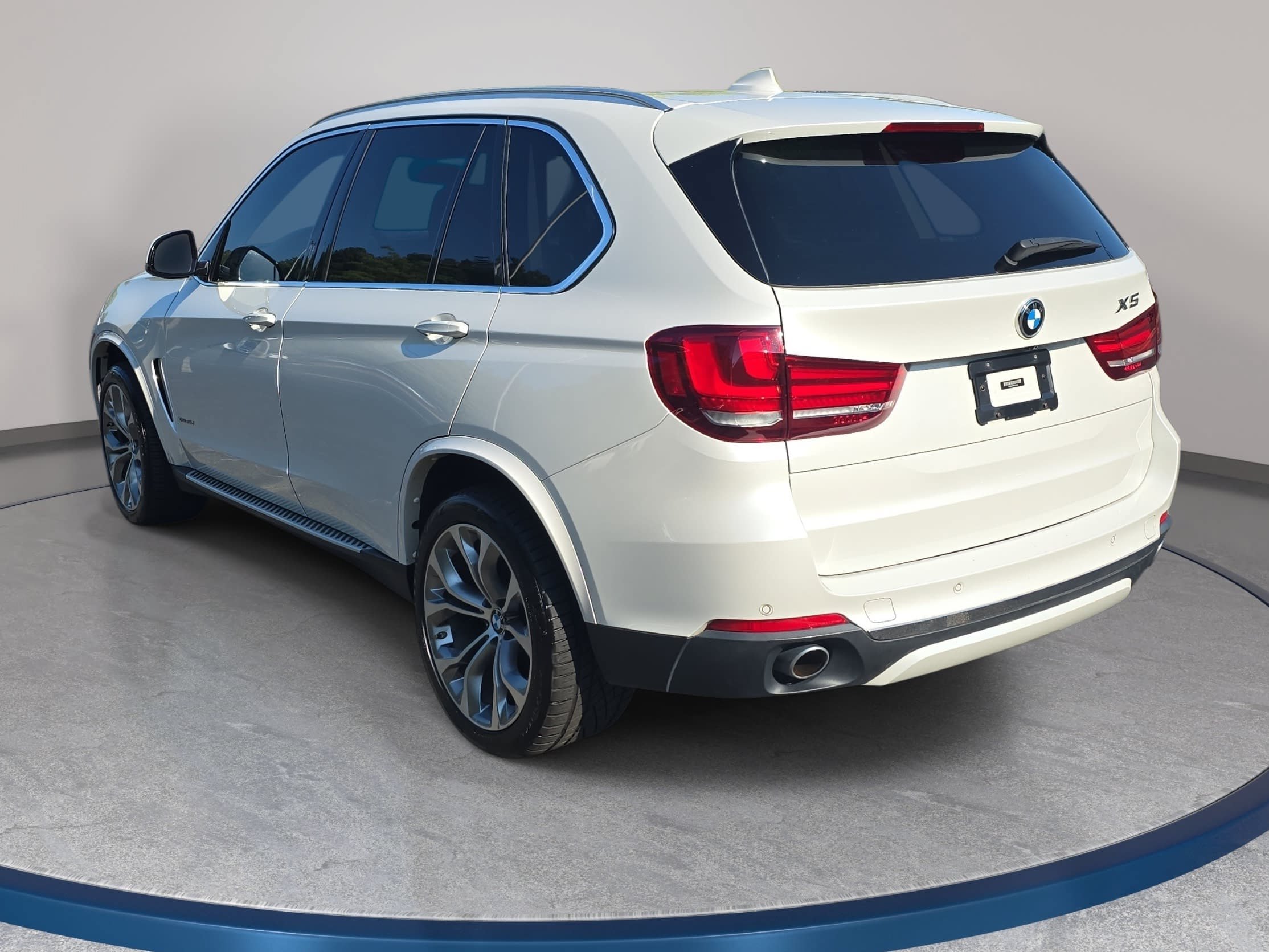 Used 2015 BMW X5 xDrive35d AWD/4WD image 7