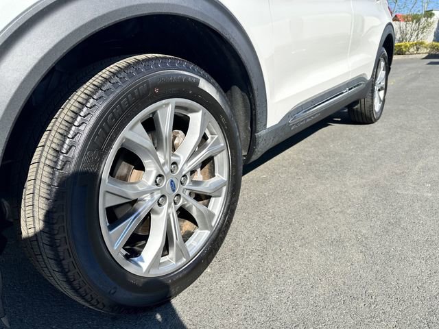 Certified 2023 Ford Explorer XLT w/ Equipment Group 202A image 12