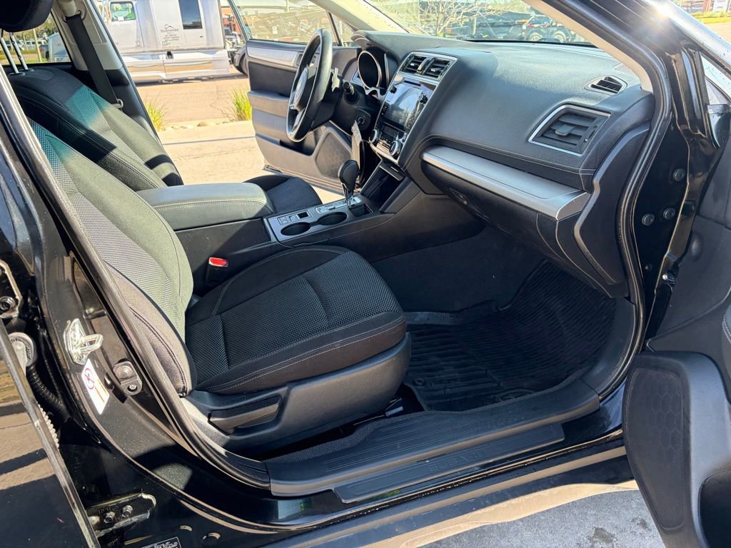 Used 2018 Subaru Outback 2.5i Premium AWD/4WD image 21