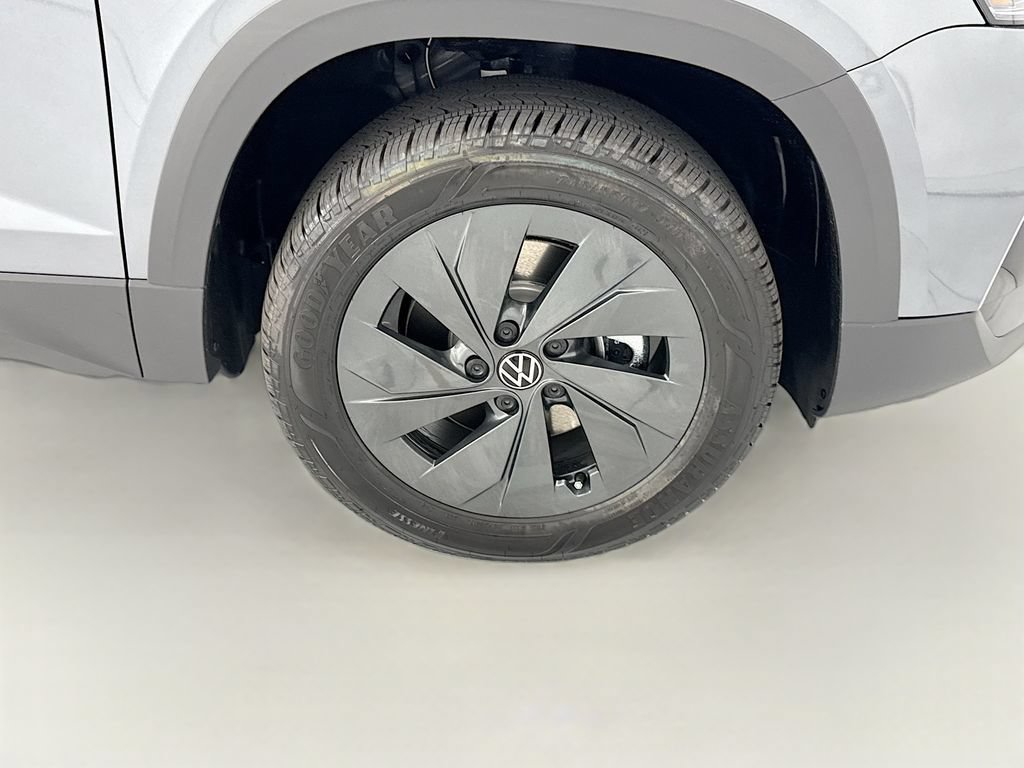 New 2026 Volkswagen Taos S FWD image 30