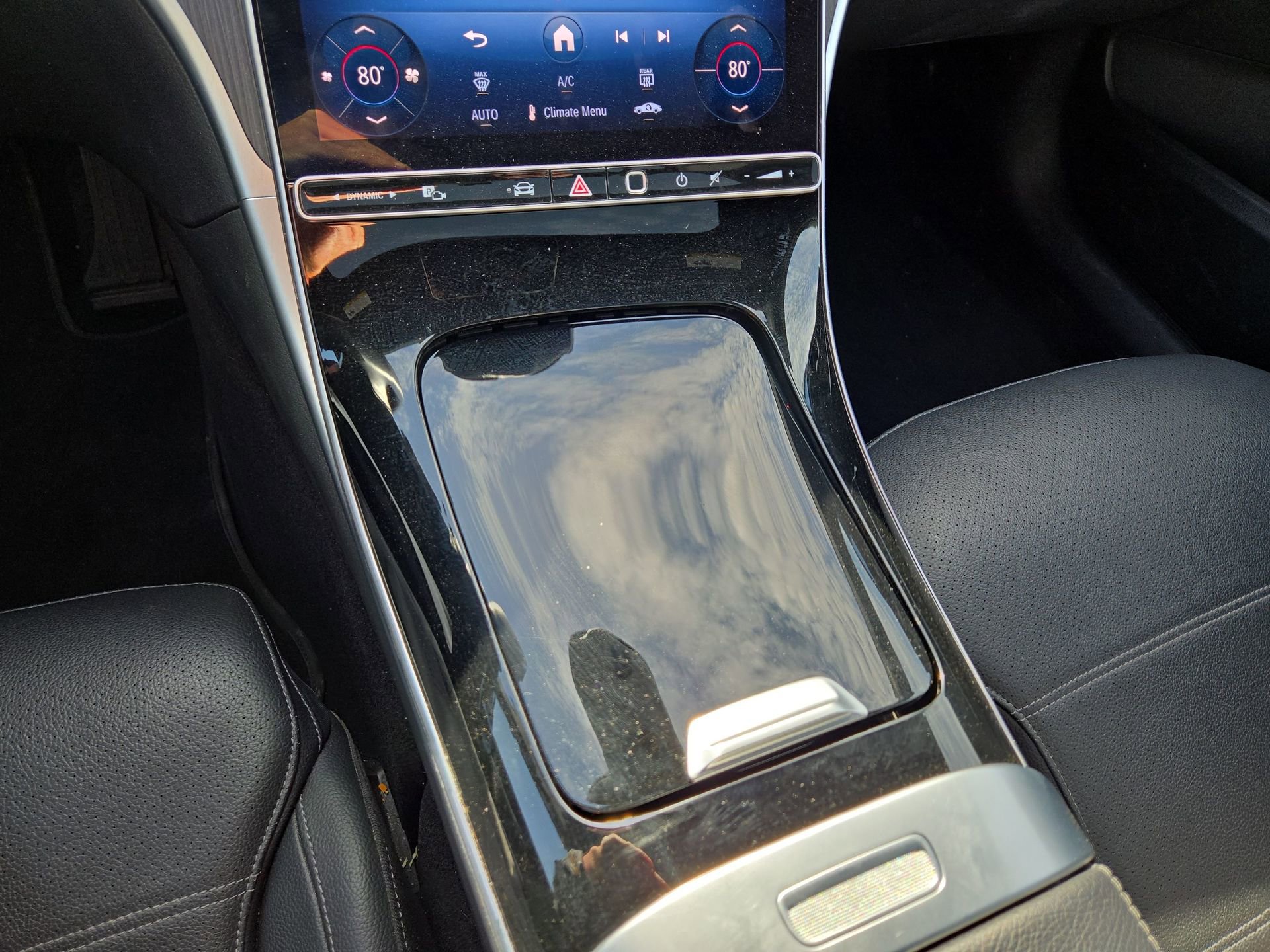 Used 2025 Mercedes-Benz C 300 Sedan image 22