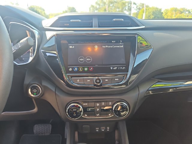 Used 2023 Chevrolet TrailBlazer LT w/ Convenience Package FWD image 19