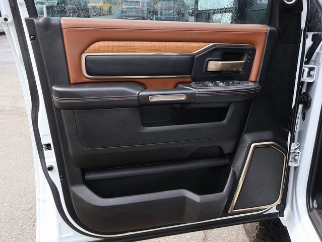 Used 2024 RAM 2500 Limited w/ Safety Group image 28