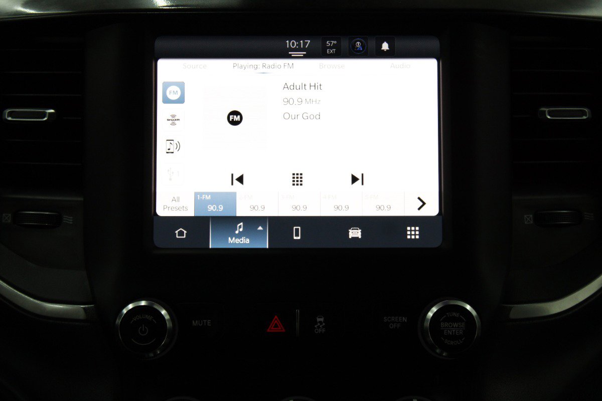 Used 2024 RAM 2500 Big Horn image 24