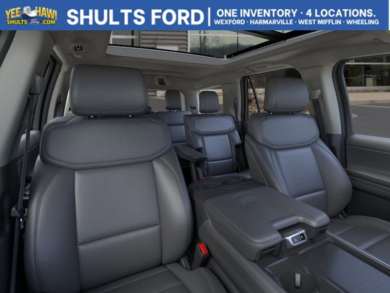 New 2026 Ford Expedition Active image 11