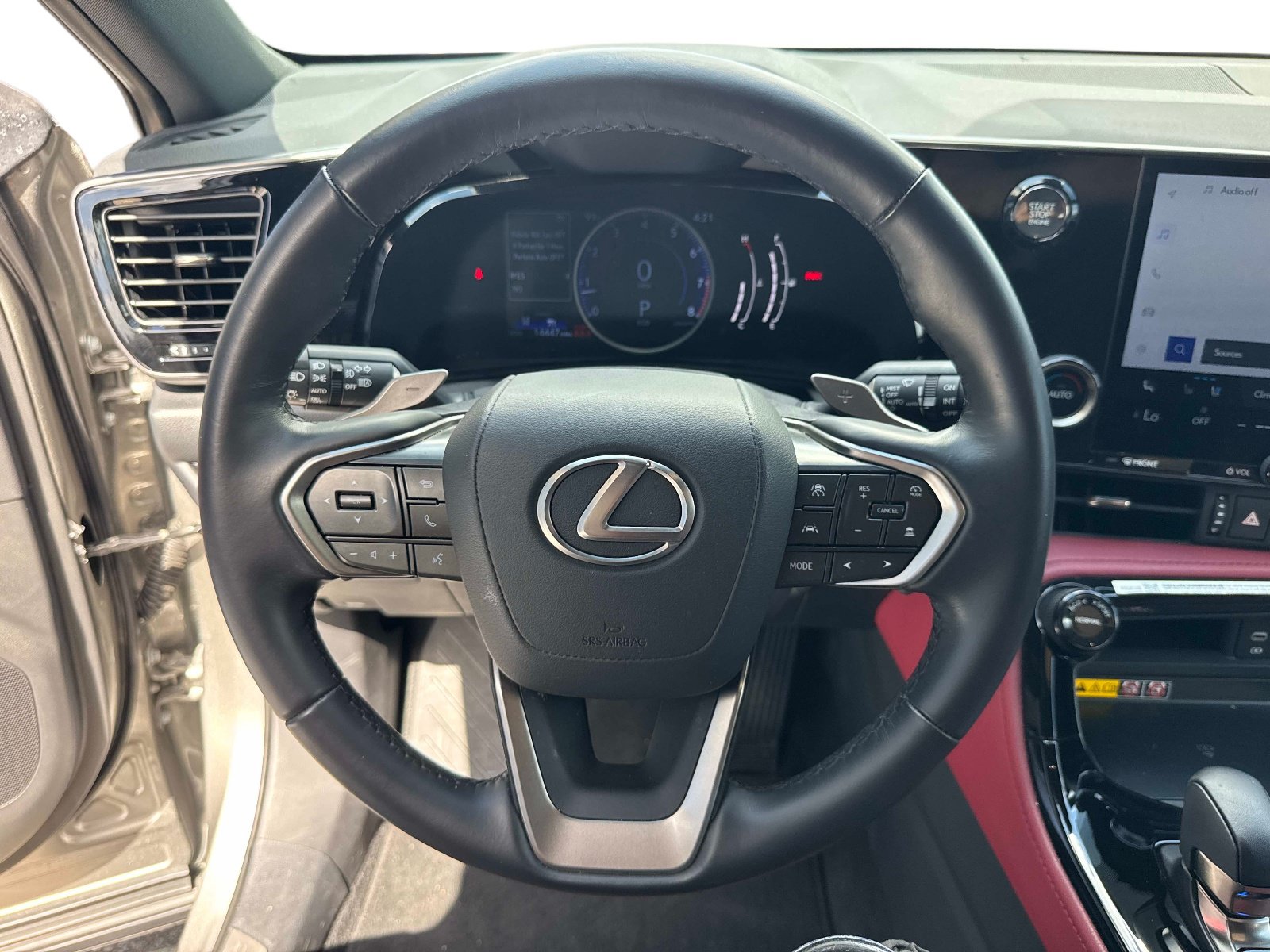 Certified 2025 Lexus NX 250 FWD w/ Accessory Package (Z1) image 29