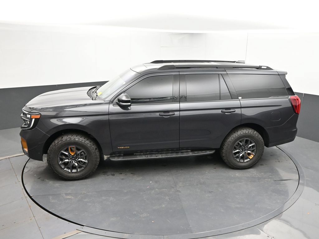 Used 2025 Ford Expedition Tremor AWD/4WD image 35