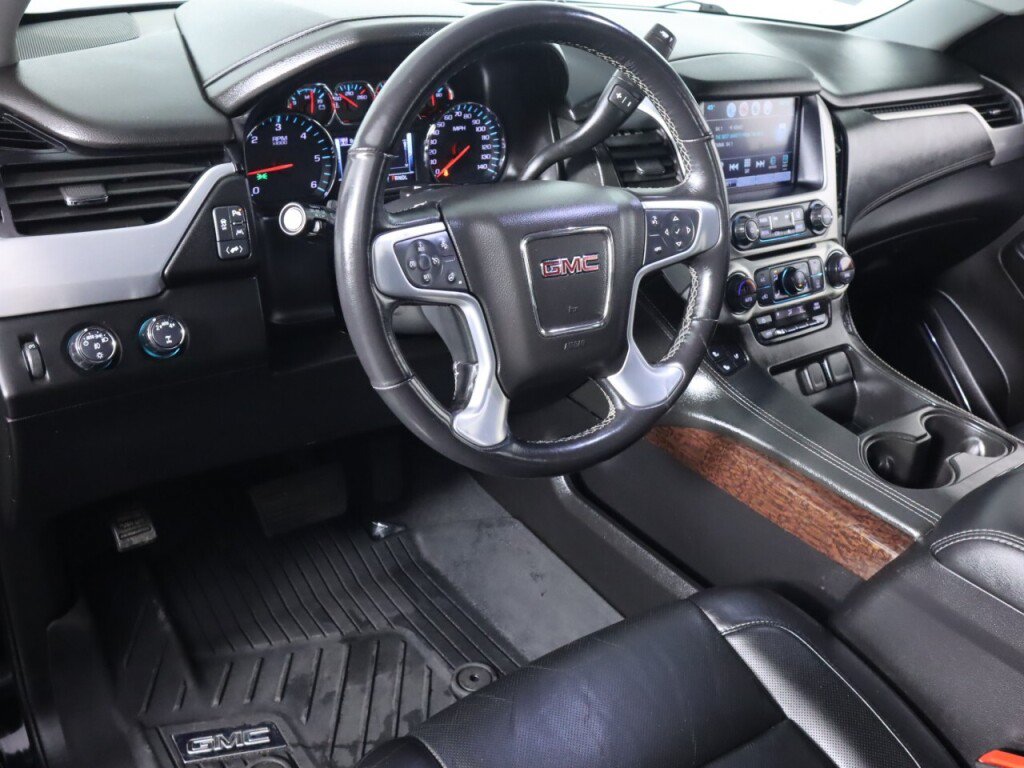Used 2019 GMC Yukon XL SLT AWD/4WD image 9