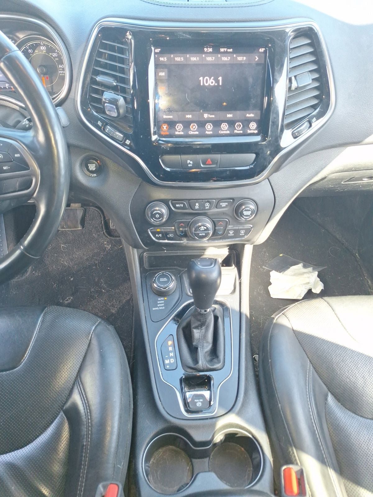 Used 2019 Jeep Cherokee Limited AWD/4WD image 12