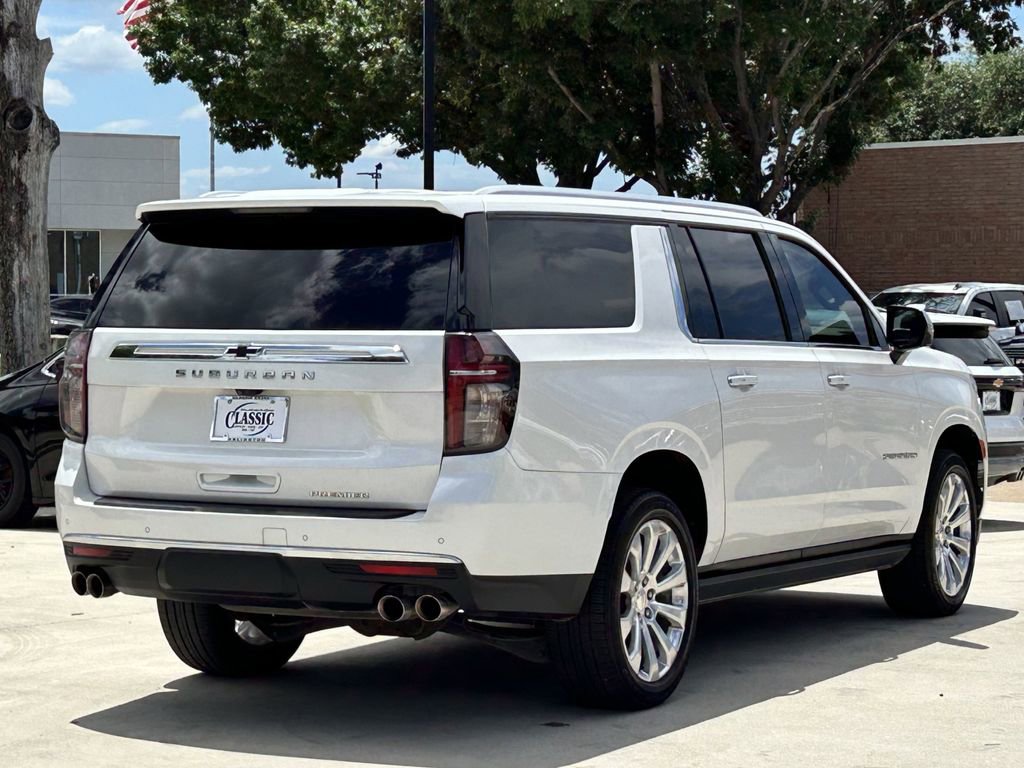 Used 2021 Chevrolet Suburban Premier w/ Premium Package AWD/4WD image 4