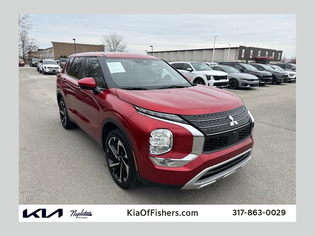 Used 2024 Mitsubishi Outlander SE