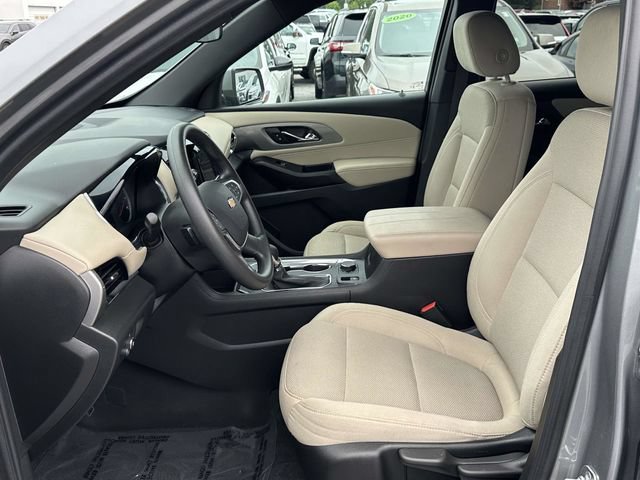 Used 2023 Chevrolet Traverse LS w/ Safety Package FWD image 17