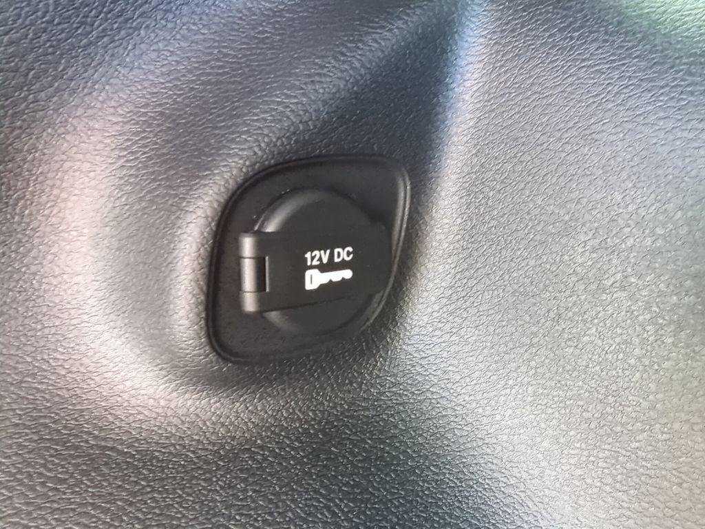 Used 2022 Jeep Cherokee Trailhawk AWD/4WD image 41