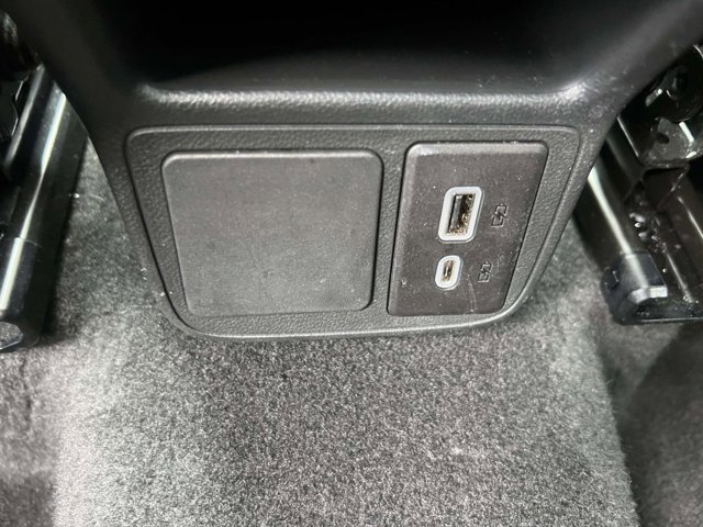 Used 2022 Buick Encore GX Select w/ Experience Buick Package AWD/4WD image 13
