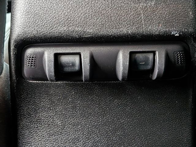 Used 2012 Jeep Wrangler Unlimited Sport image 13