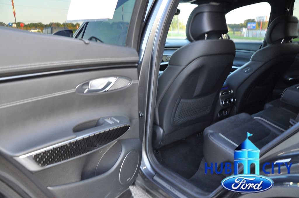 Used 2022 Genesis GV70 3.5T Sport w/ Sport Prestige Package AWD/4WD image 13