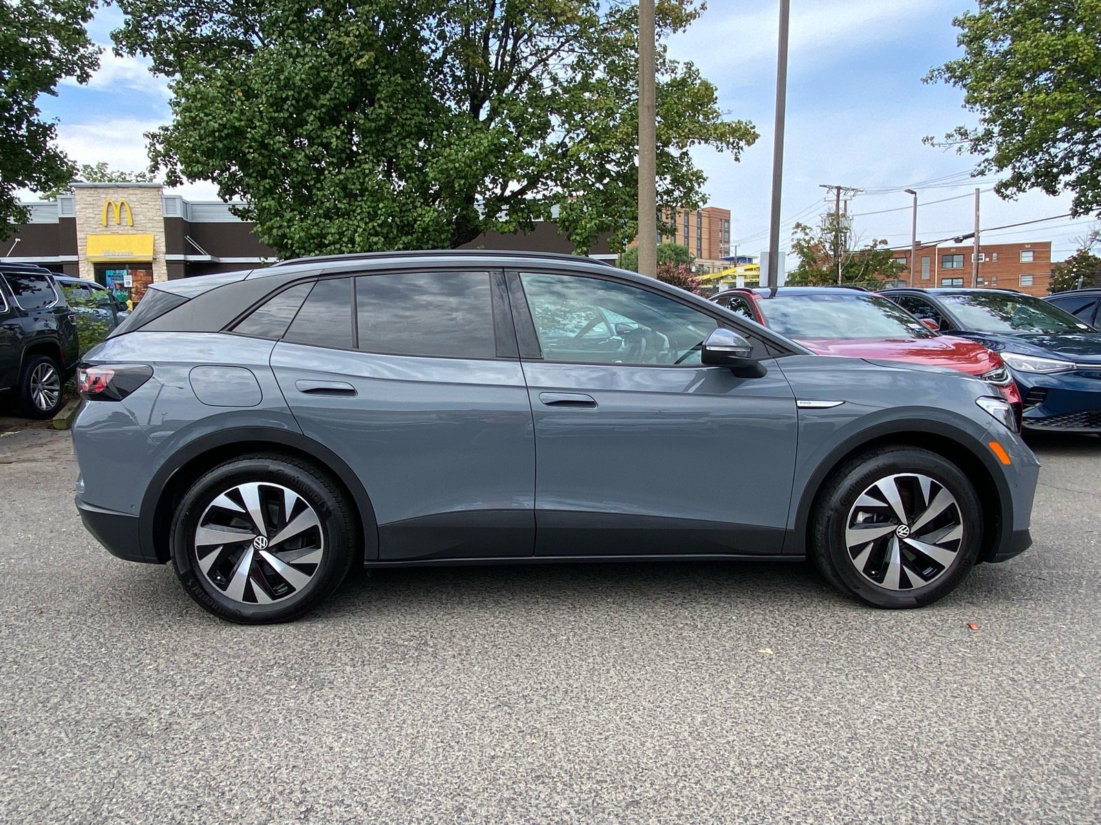 Used 2023 Volkswagen ID.4 Pro RWD image 2