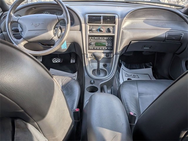 Used 2004 Ford Mustang Convertible image 23