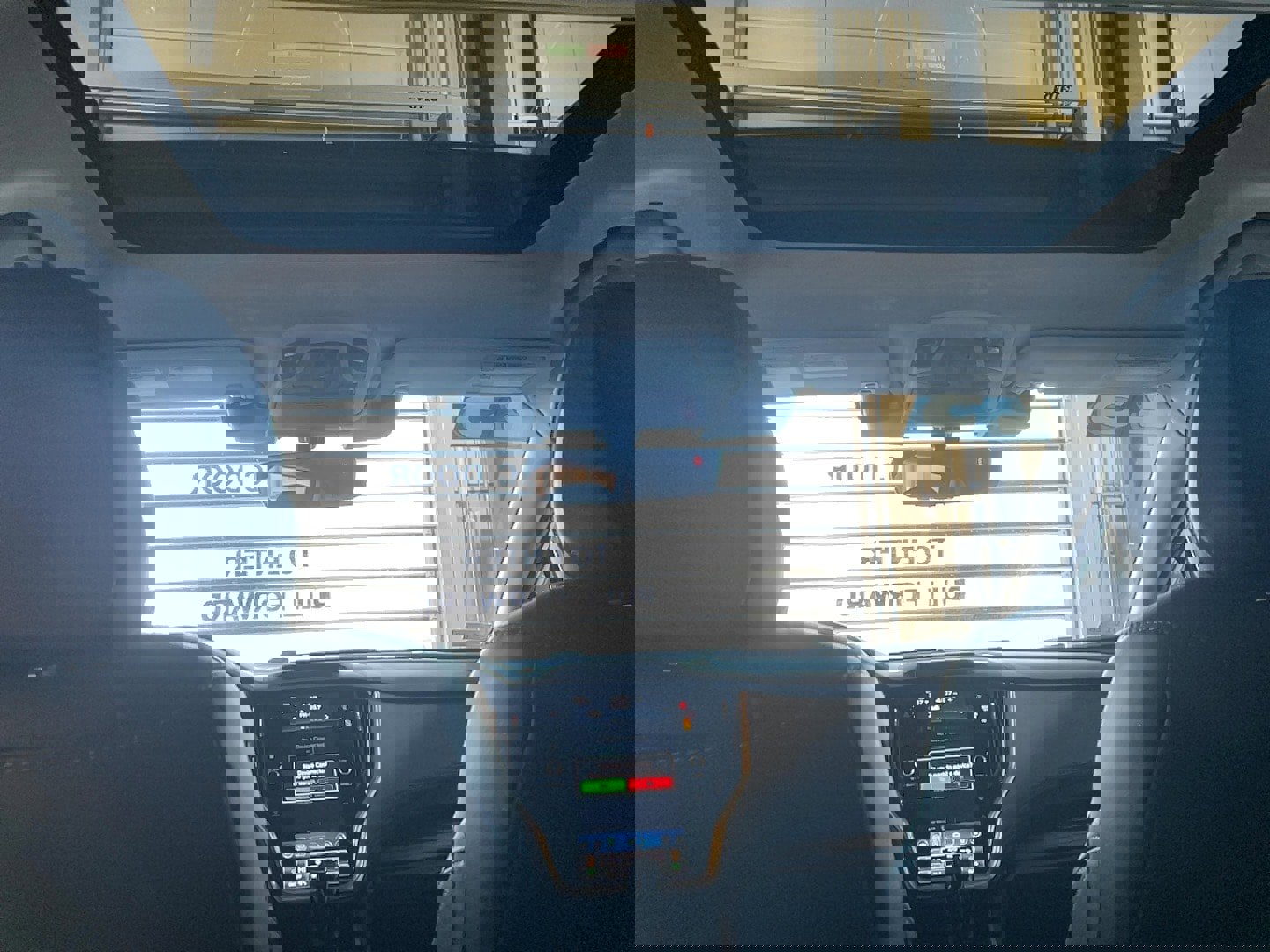 Used 2023 Subaru Outback Limited image 7