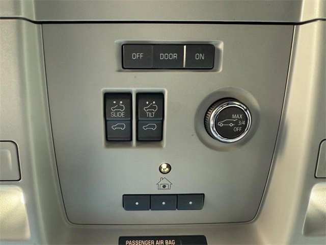 Used 2020 Chevrolet Suburban Premier image 31