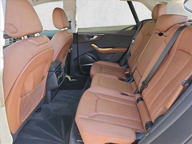 Used 2022 Audi Q8 Premium Plus AWD/4WD image 26