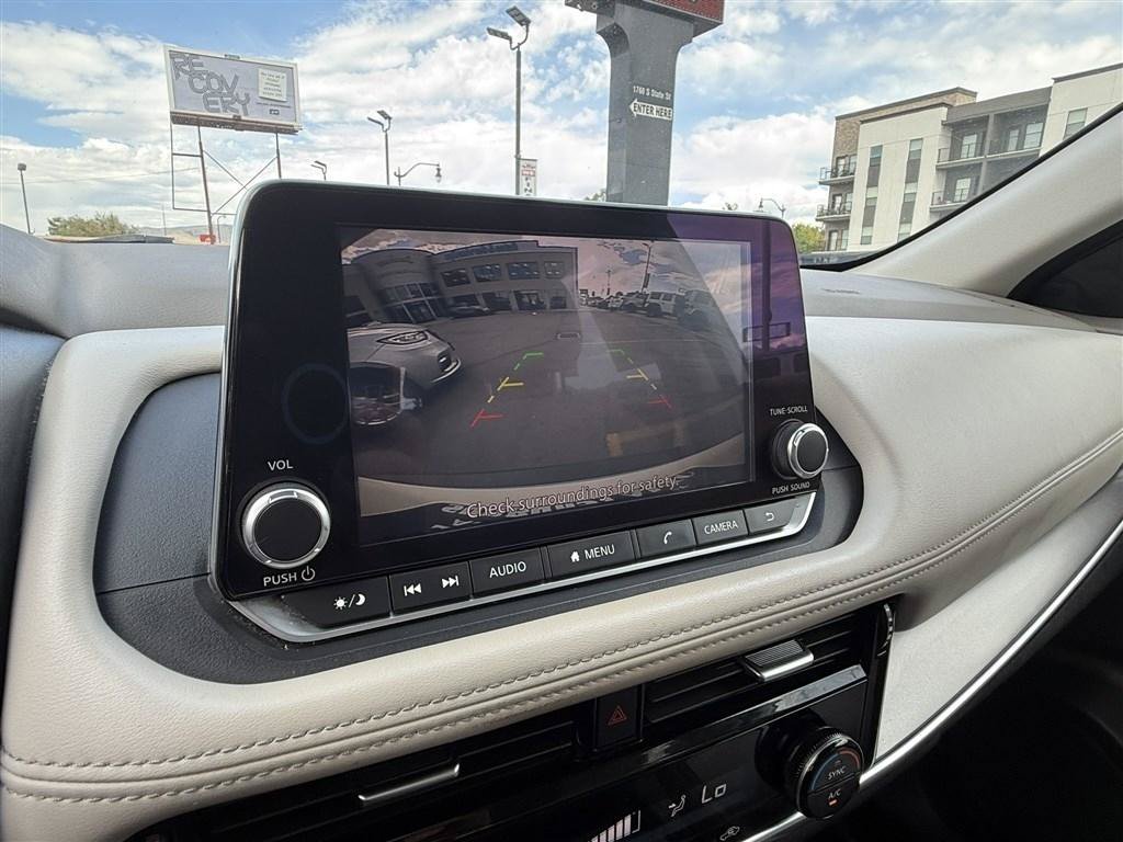 Used 2022 Nissan Rogue SV AWD/4WD image 28