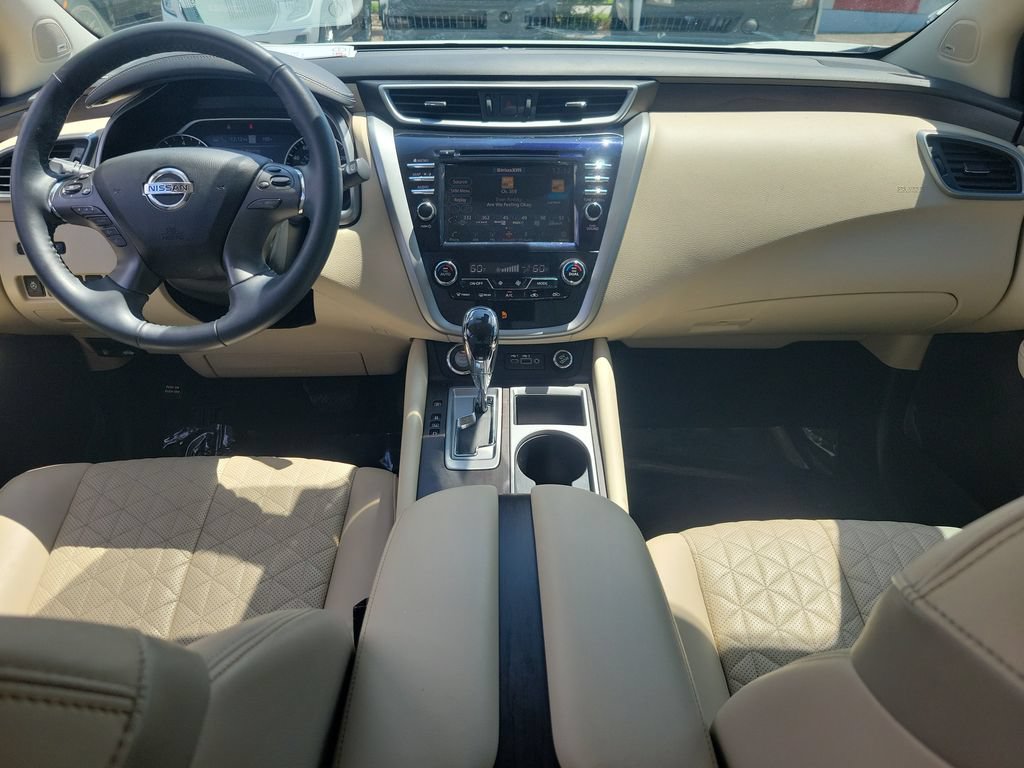 Certified 2022 Nissan Murano Platinum w/ Cargo Package FWD image 12