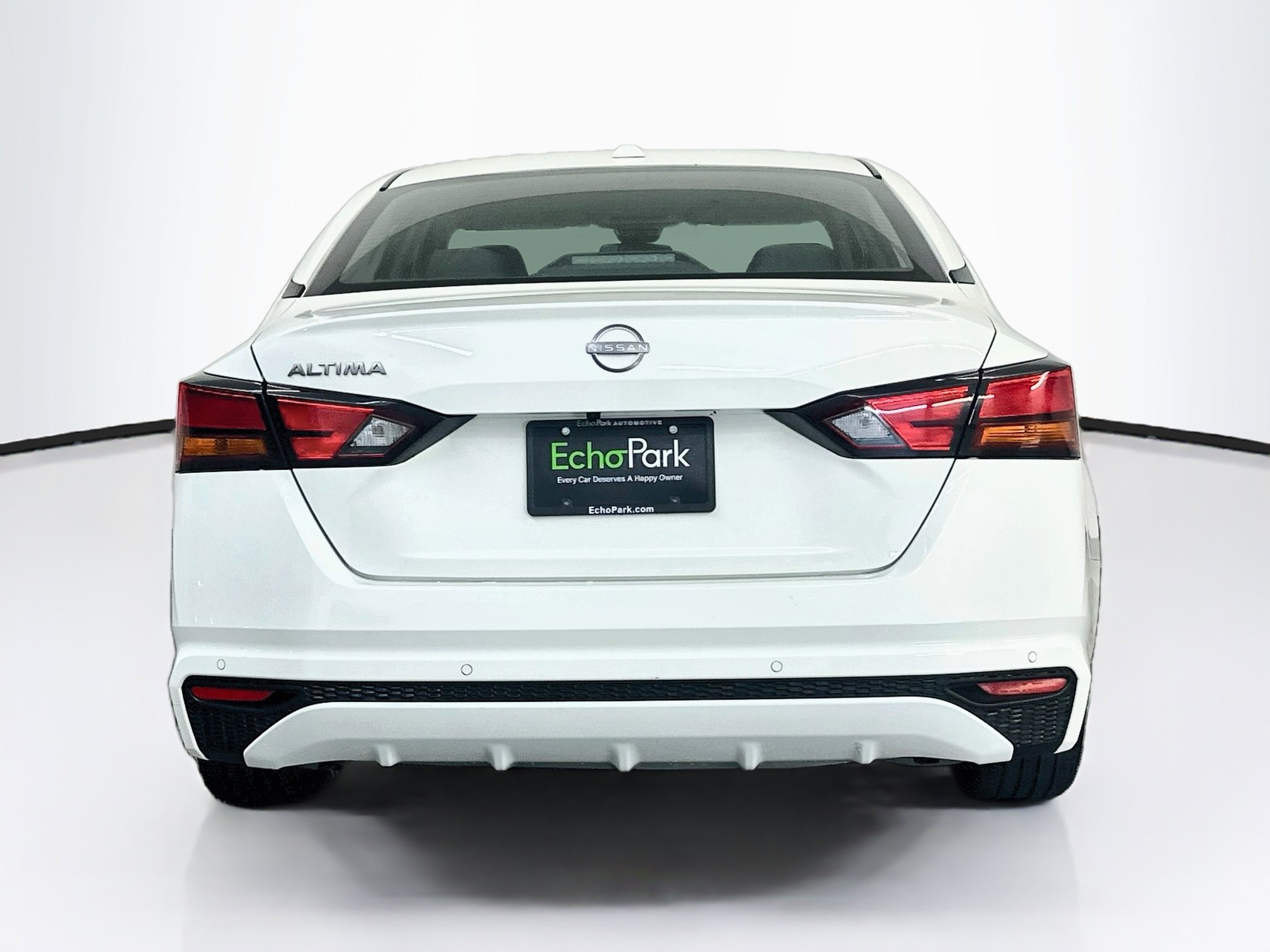 Used 2025 Nissan Altima 2.5 SV FWD image 7