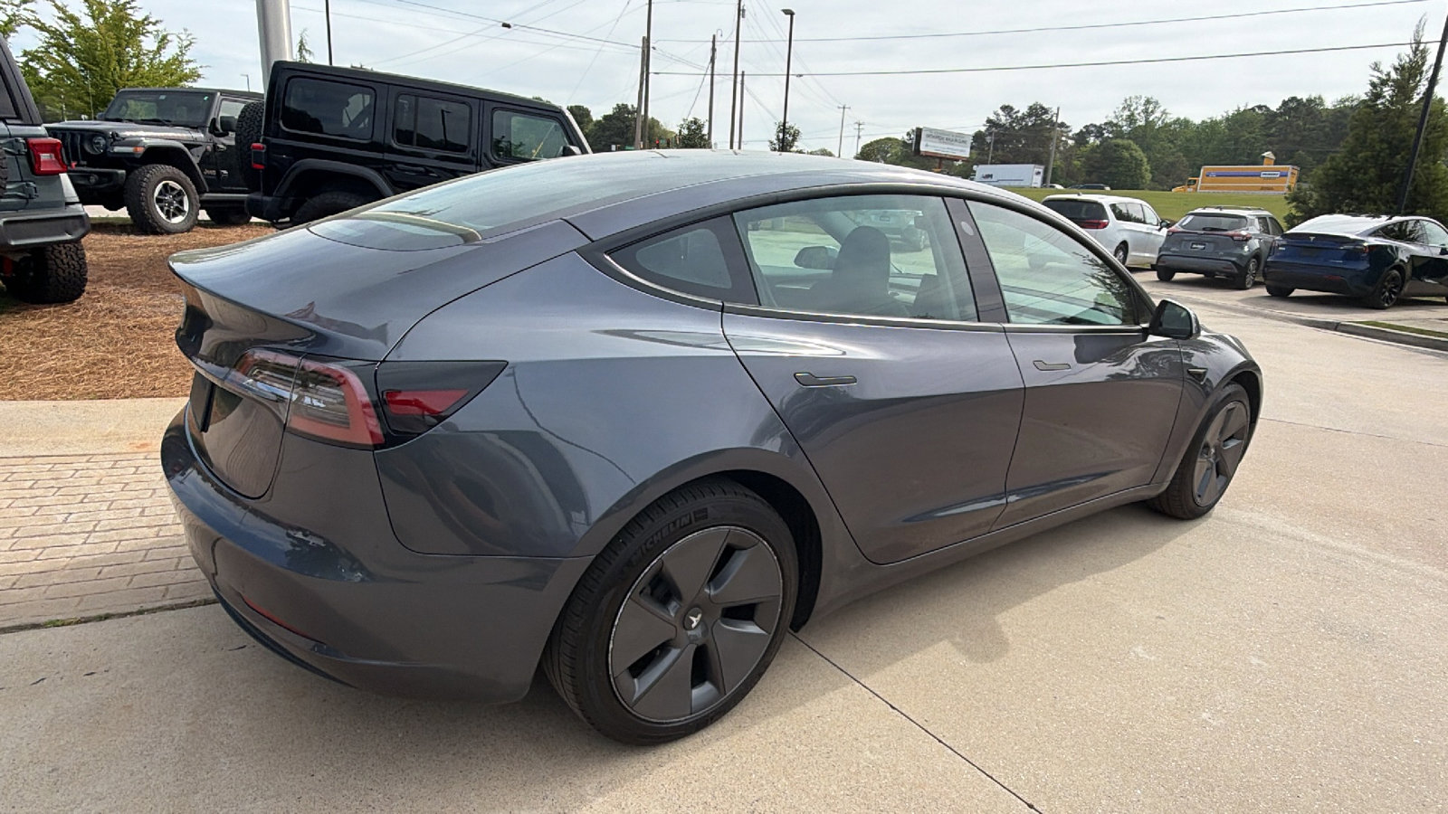 Used 2023 Tesla Model 3 Standard Range RWD image 8