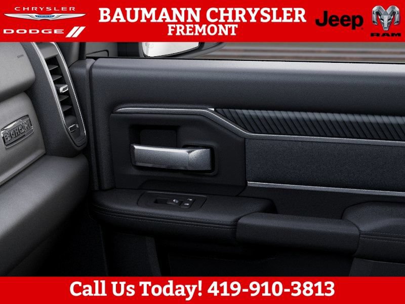 New 2026 RAM 3500 Big Horn AWD/4WD image 25
