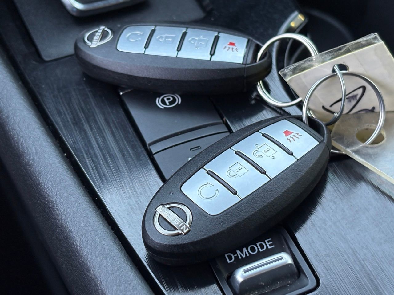 Certified 2022 Nissan Rogue SV image 40