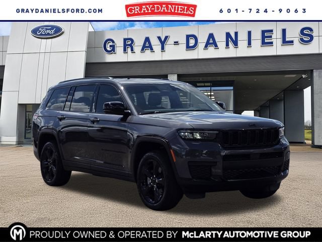 Used 2025 Jeep Grand Cherokee L Altitude AWD/4WD image 1