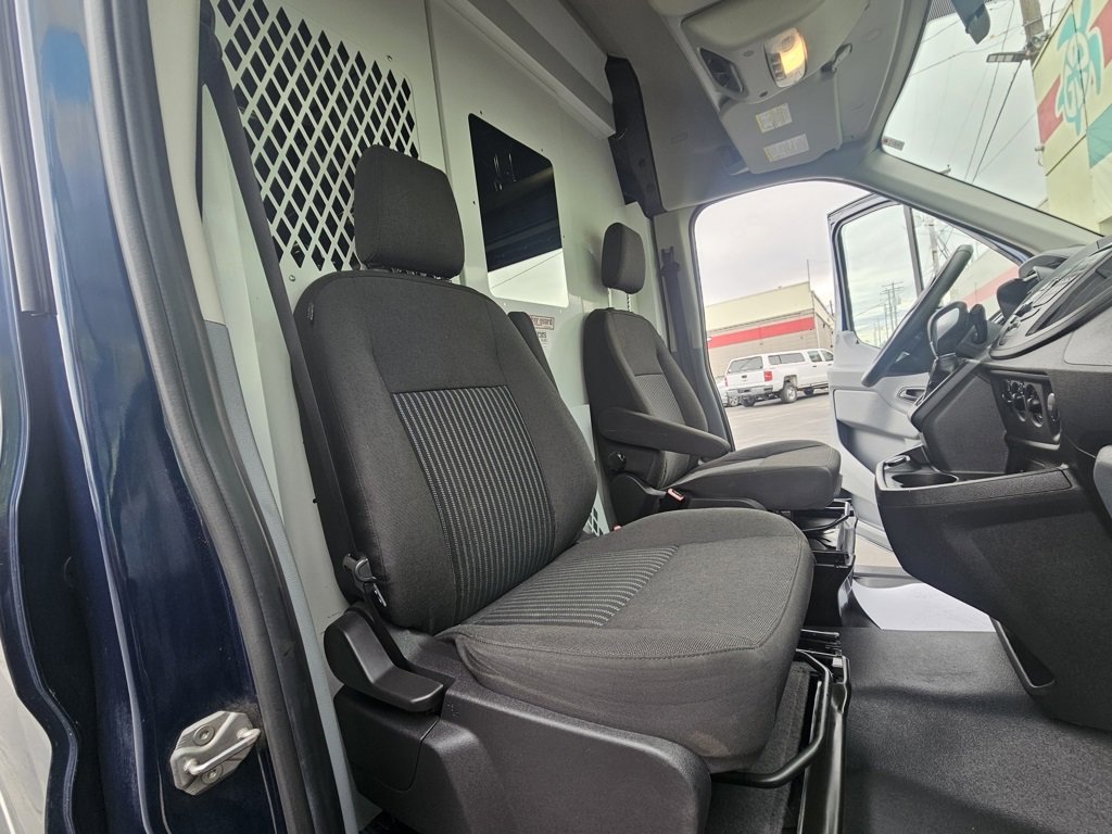 Used 2018 Ford Transit 250 148 High Roof image 16