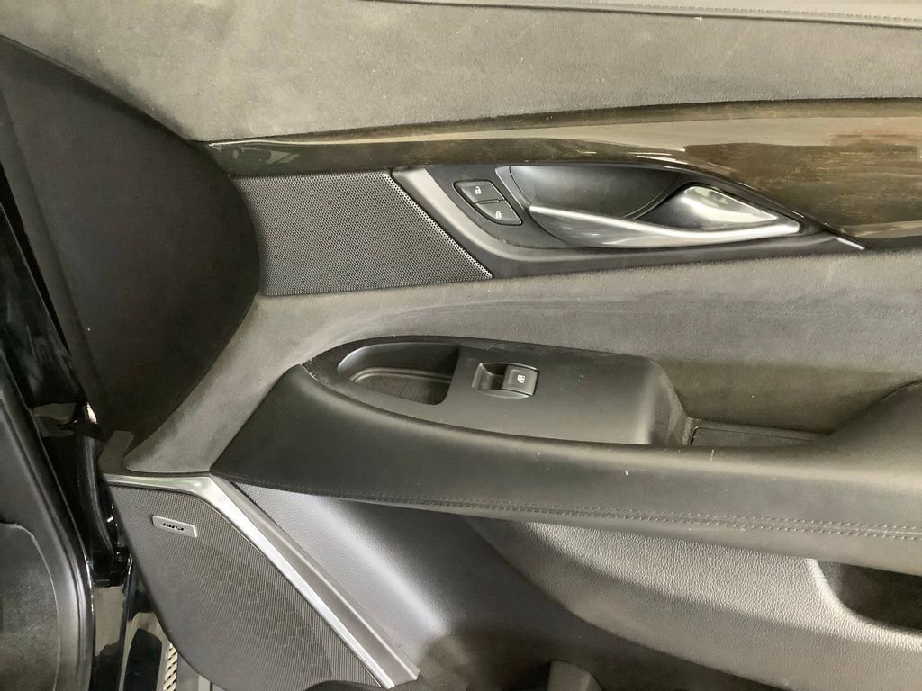Used 2018 Cadillac Escalade Platinum image 30
