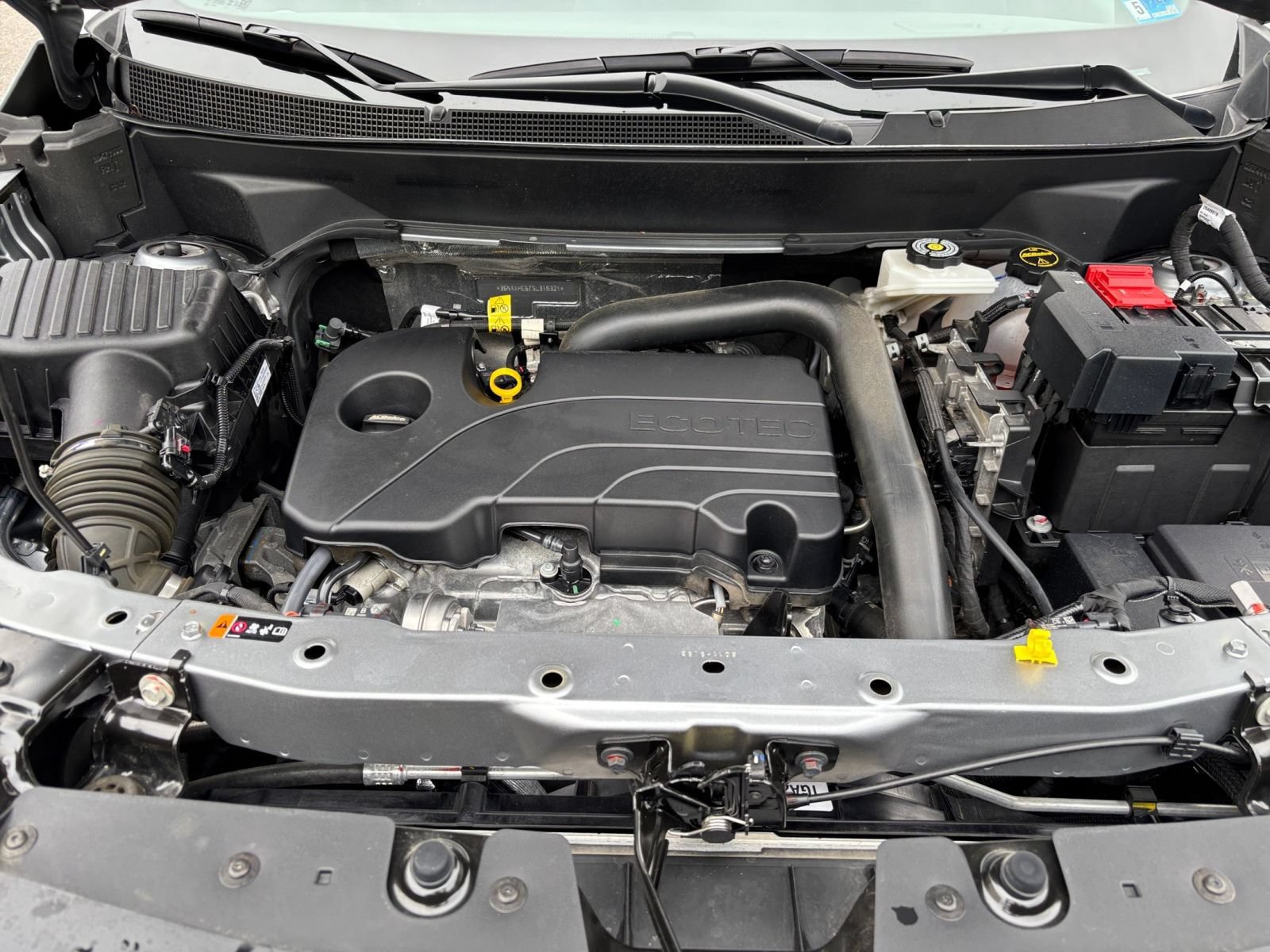 Used 2025 Chevrolet Equinox LT FWD image 33