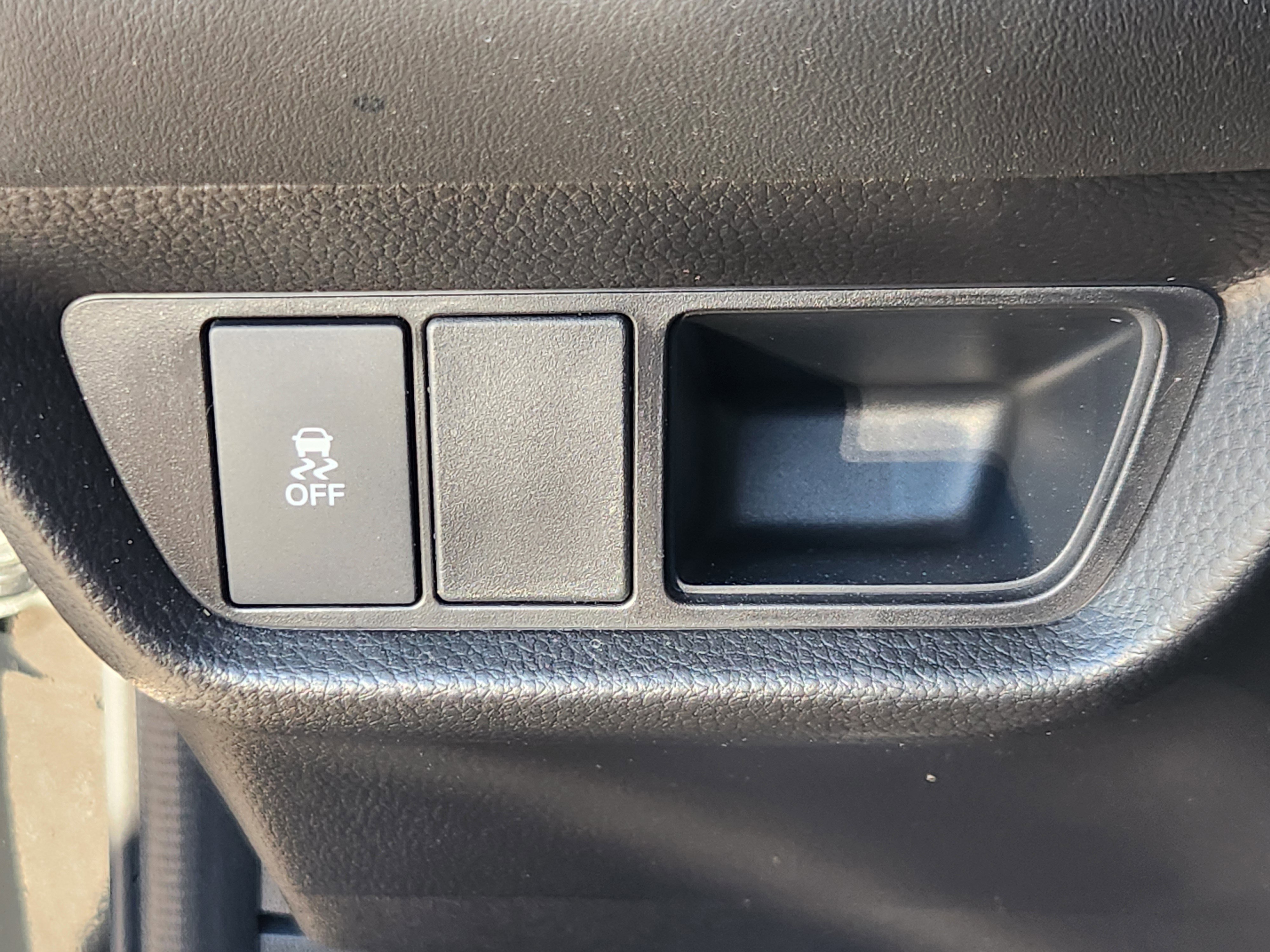 Certified 2026 Honda HR-V Sport image 24