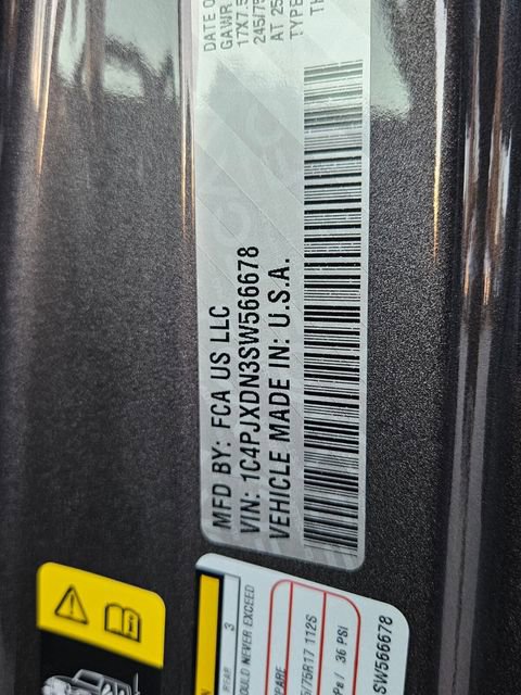 Used 2025 Jeep Wrangler Sport image 14