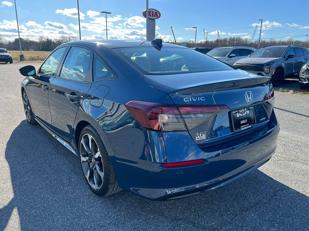 Used 2025 Honda Civic Sport image 3