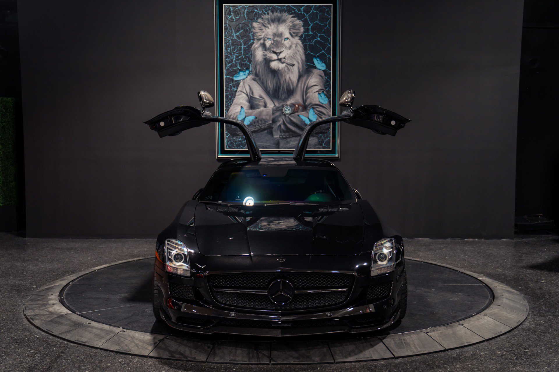Used 2012 Mercedes-Benz SLS AMG Coupe image 3