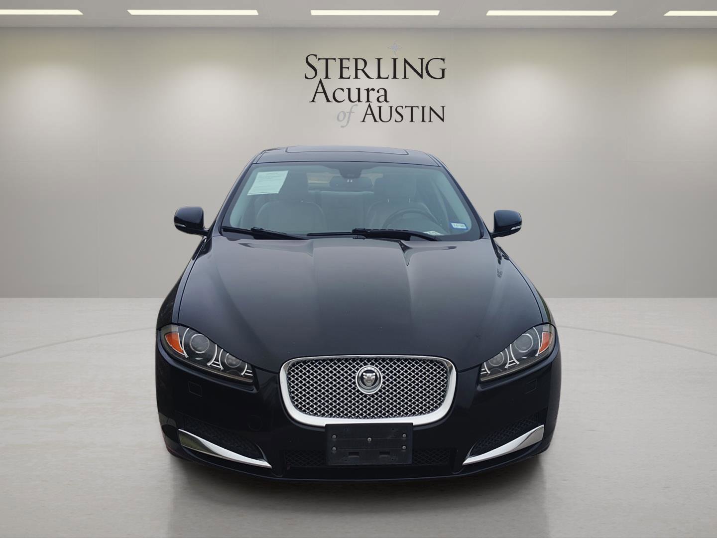 Used 2013 Jaguar XF 3.0 image 2