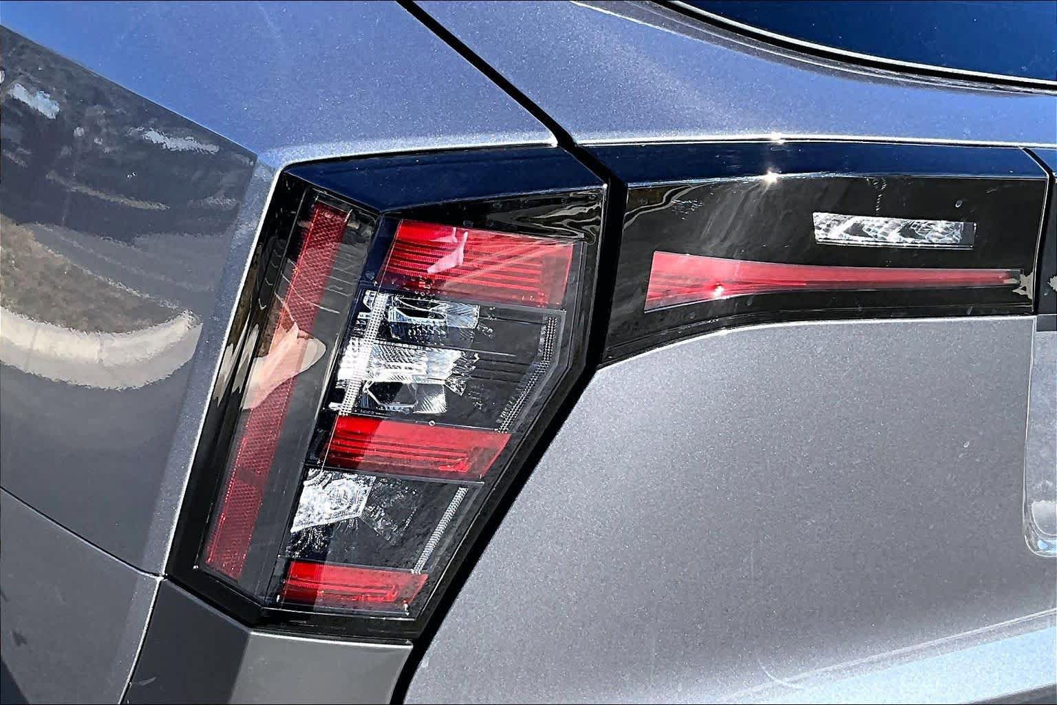 New 2026 Nissan Kicks SR image 14