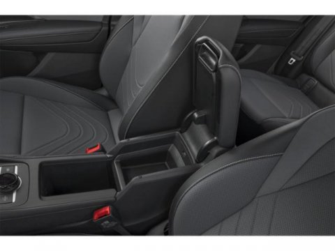Used 2025 Volkswagen Tiguan SE FWD image 13