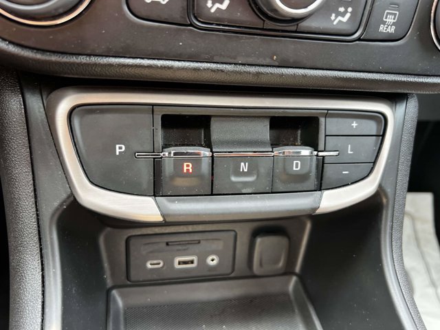 Used 2023 GMC Terrain Denali AWD/4WD image 30