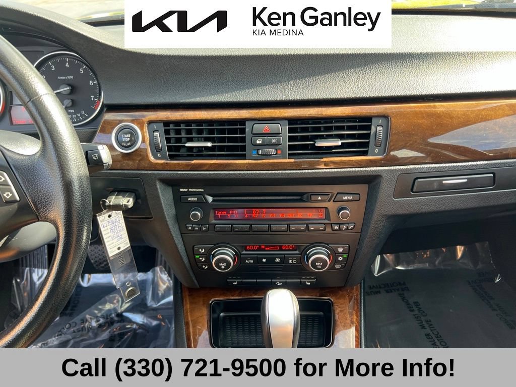 Used 2009 BMW 328i xDrive Sedan AWD/4WD image 30