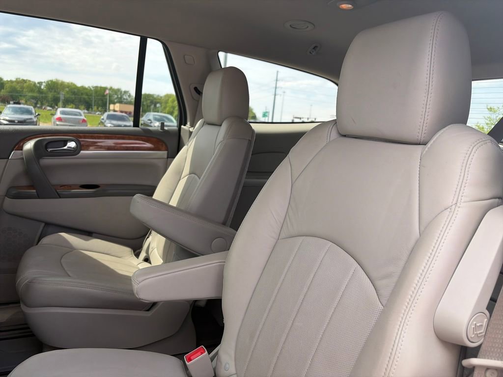Used 2012 Buick Enclave Leather FWD image 28